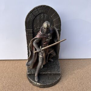 Veronese Design Maltese Crusader Statue Soldier Guarding Door Resin Bookend